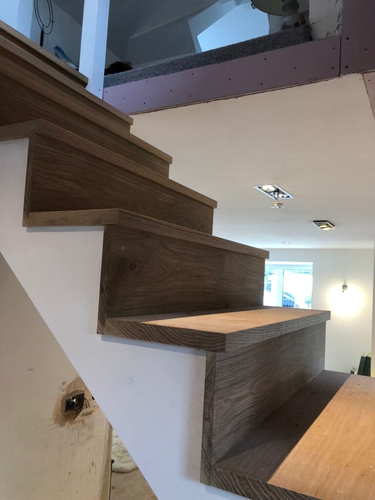 Bespoke oak tread staircase – London